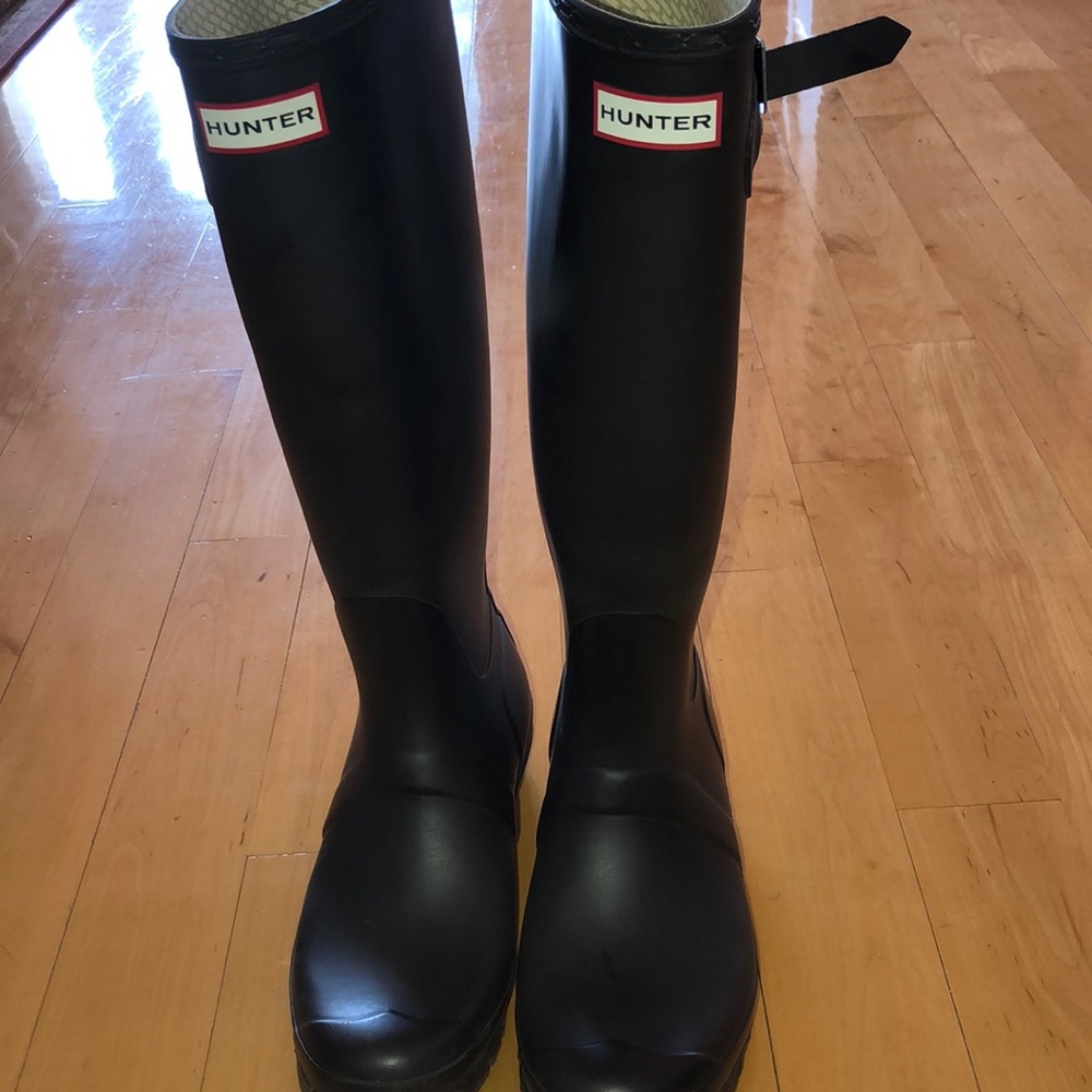 Black Hunter boots